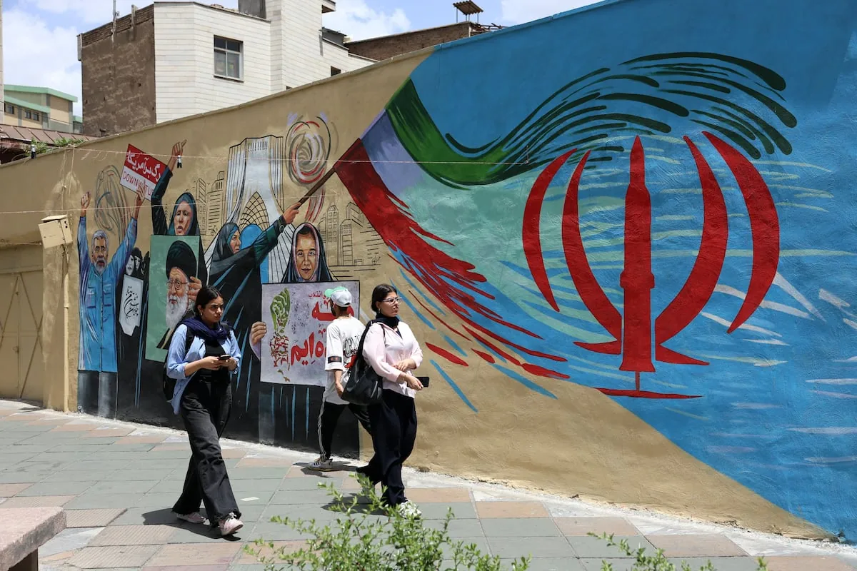 Iran sends its response to the US peace proposal while renewing its threats in the Strait of Hormuz