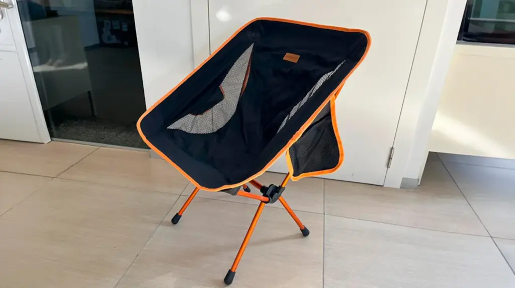 This Trekology chair weighs less than a kilo and fits in any backpack.