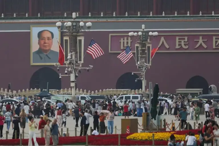 Xi Jinping warns Donald Trump that relations between China and the US depend on Taiwan