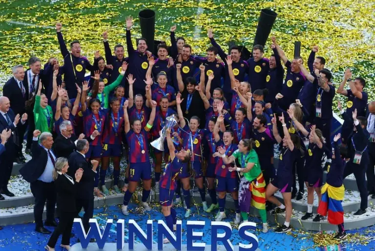 El Barcelona culmina su grandeza con su cuarta Champions tras golear al Lyon