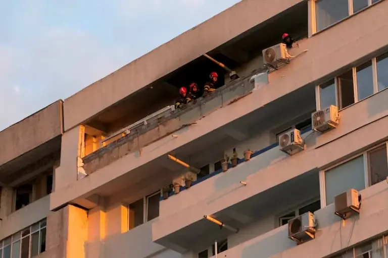 Two injured as a Russian drone hits a residential building in Romania