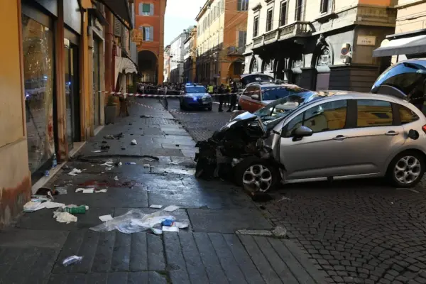 A driver runs over about ten people in Modena (Italy) and stabs another during his escape