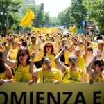 Early childhood educators take to the streets of Madrid for their labor dignity: "They talk a lot about mental health and have us overwhelmed"