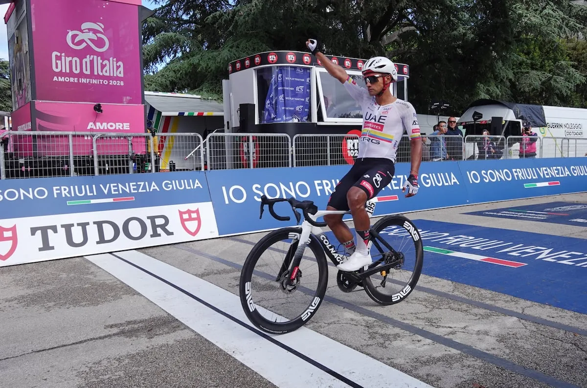Jhonny Narváez flies on the walls of the Brands and wins his second stage in the Giro d'Italia