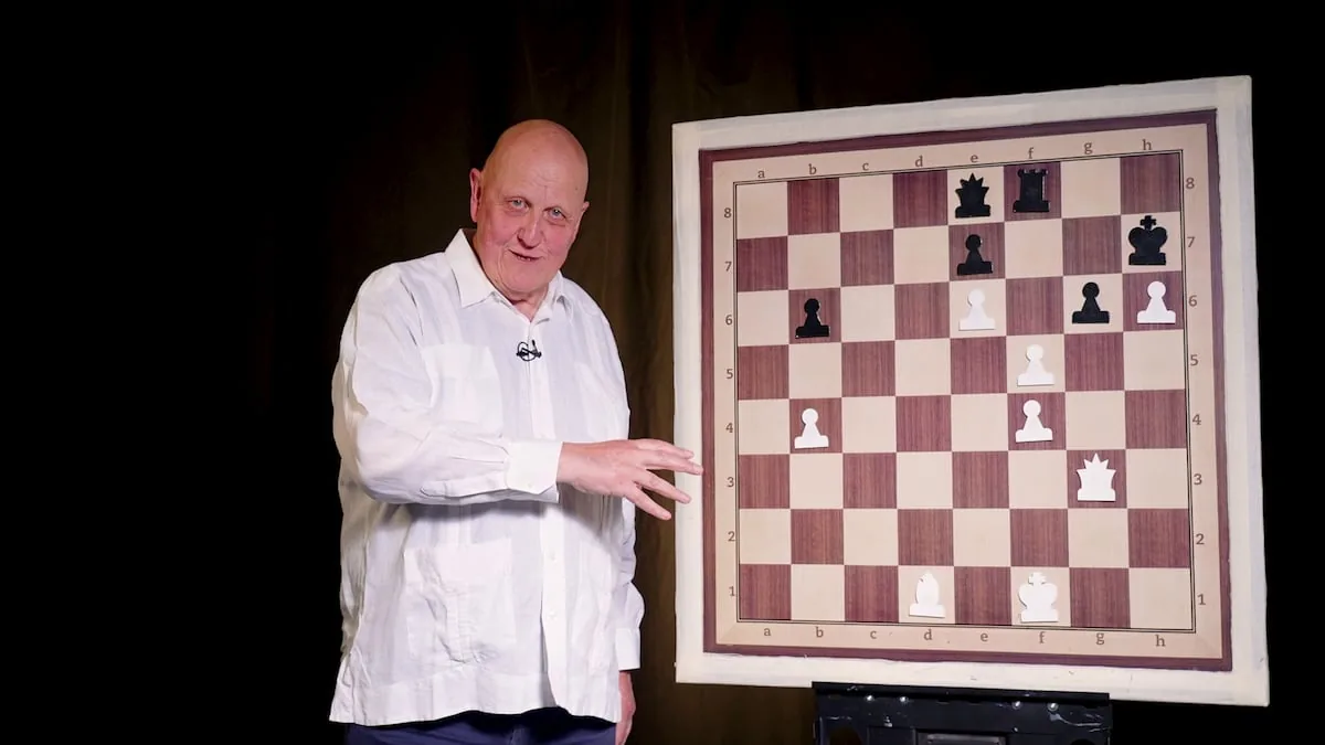 Chess Videos | Extreme Subtlety of Pervákov