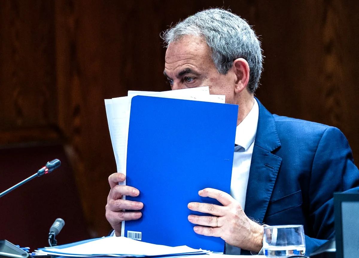 Zapatero asks the judge to postpone his summons of June 2nd