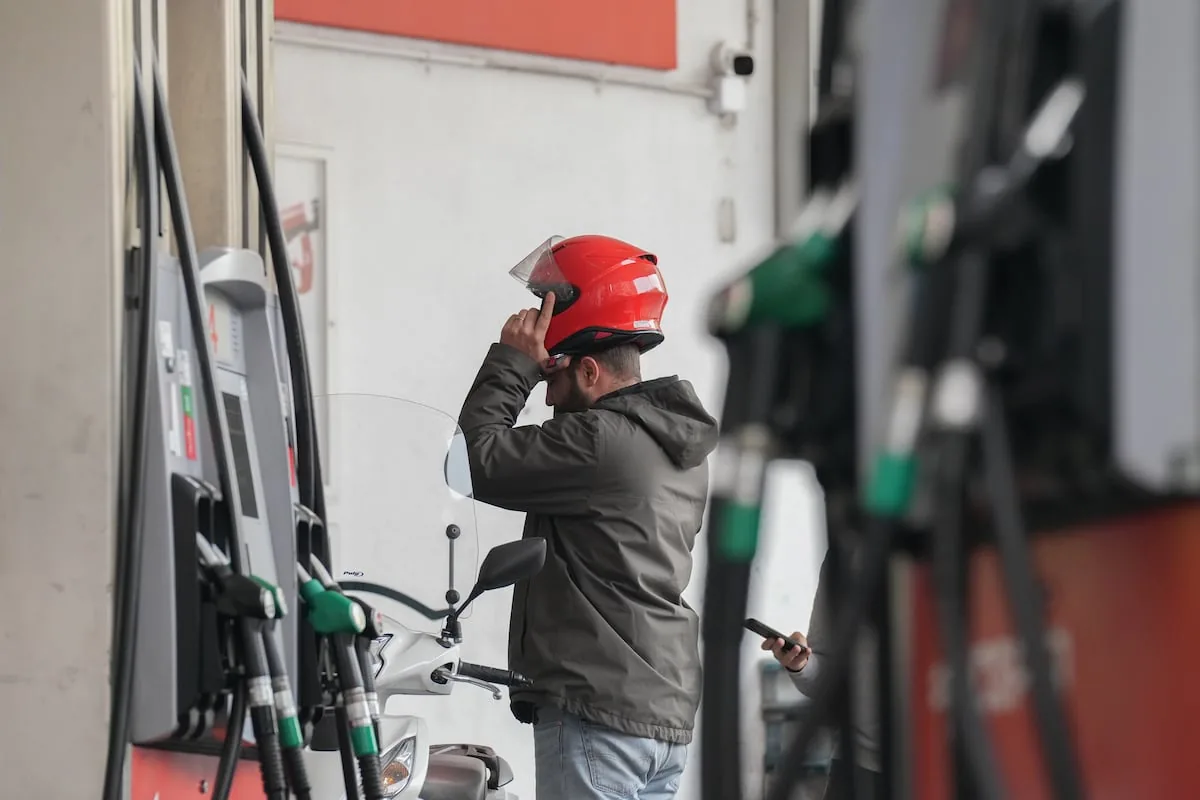 Discounts on electricity and gas end, remain on fuels: this is the anti-crisis decree