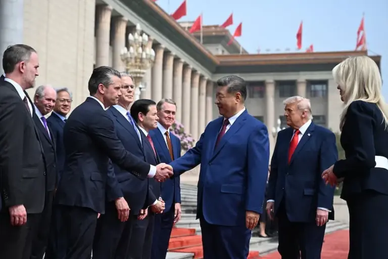 Xi Jinping warns Donald Trump that relations between China and the US depend on Taiwan