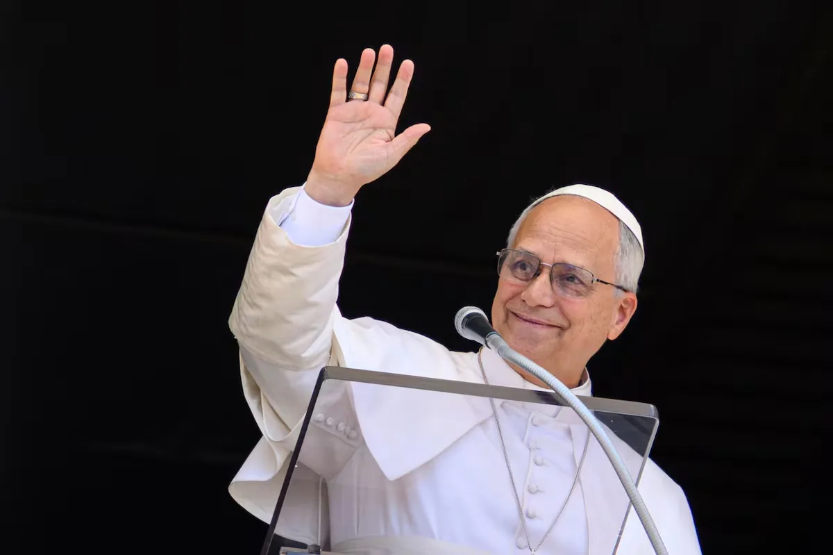 The popemobiles with which Leo XIV will travel during his visit arrive in Spain