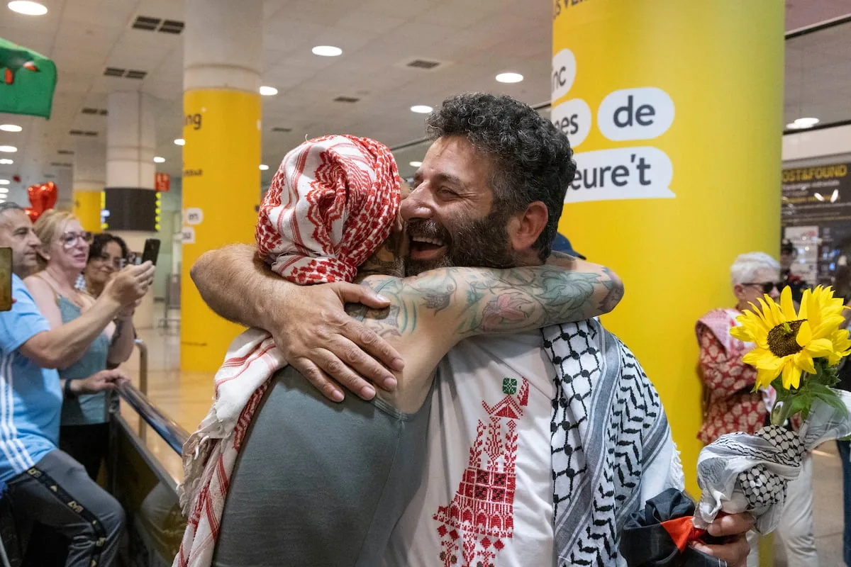 Saif Abukeshek, the Spanish activist detained in Israel, after his release: “They violate human rights at any time and place”