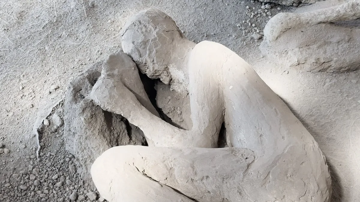 Researchers identify among the victims of Pompeii a doctor who tried to escape with his tools