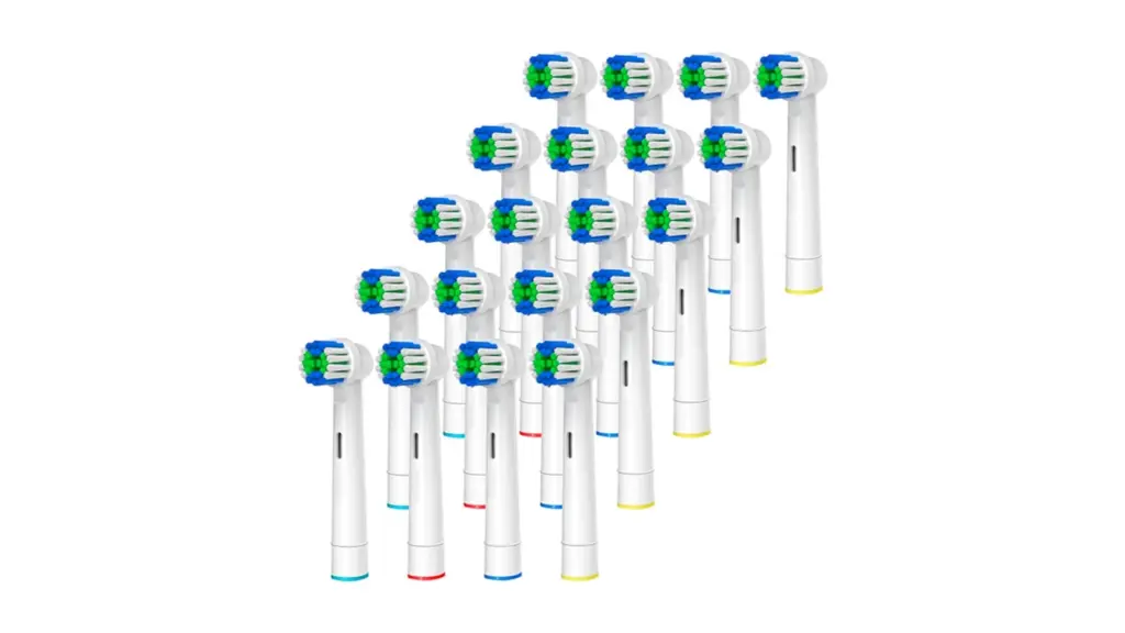 Pack de cabezales para cepillos de dientes sobre fondo blanco.