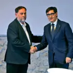Illa and Junqueras stage the preliminary agreement on the Budgets: “I thank ERC for their sense of country”