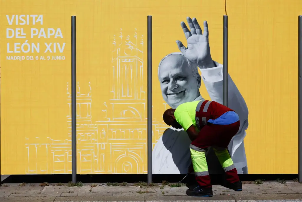 Interactive agenda of Pope Leo XIV's visit to Spain by days and cities