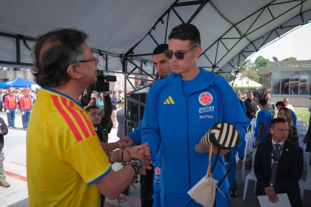 Antonella Petro, the youngest daughter of the president of Colombia, reaffirms her support for the National Team despite a snub from James Rodríguez
