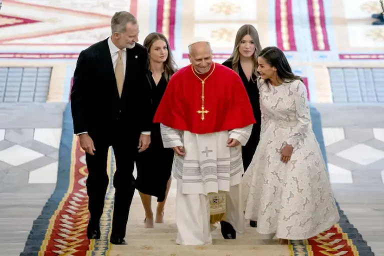 The Pope chooses a center for immigrants and homeless people for his first visit: “Whoever is in Madrid is from Madrid”