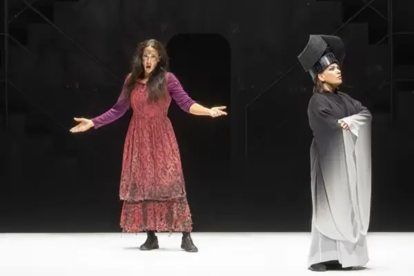 Mark Elder and Carolina López Moreno, the best of a ‘Turandot’ that concludes the Les Arts season on a high note