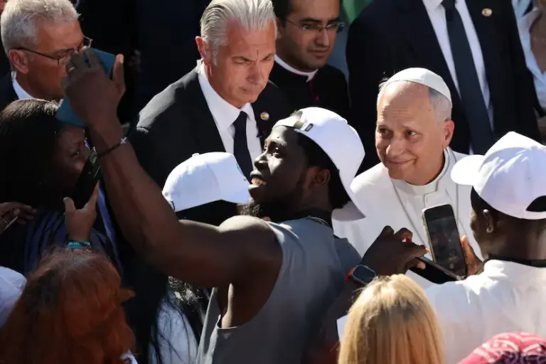 The Pope chooses a center for immigrants and homeless people for his first visit: “Whoever is in Madrid is from Madrid”