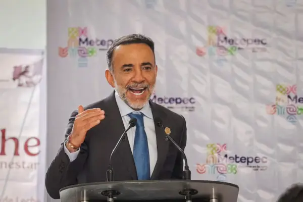 The Ministry of Security will initiate an investigation against the mayor of Metepec for breaking into a private club with escorts