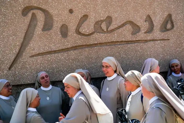 The Pope chooses a center for immigrants and homeless people for his first visit: “Whoever is in Madrid is from Madrid”