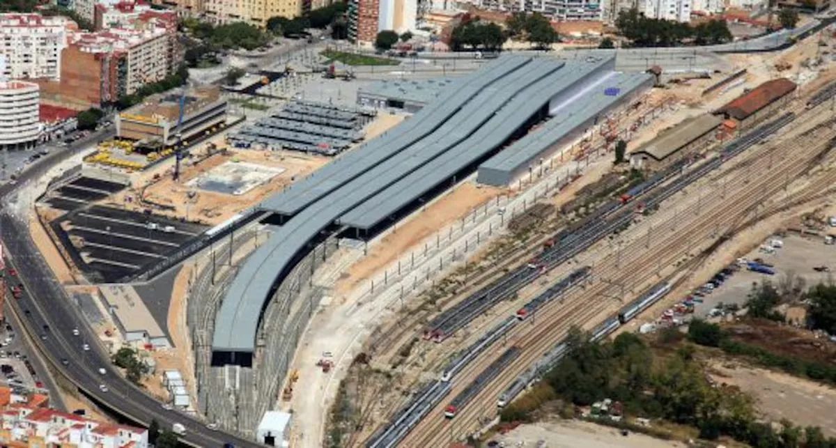 City Council and Generalitat demand a consensus manager before voting on Bernabé's entry into Parque Central