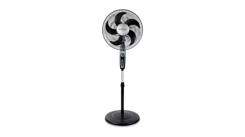 Ventiladores silenciosos sobre fondo blanco.