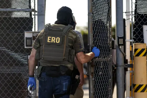 ICE will stop reporting migrant deaths after release amid historic rise in deaths in custody