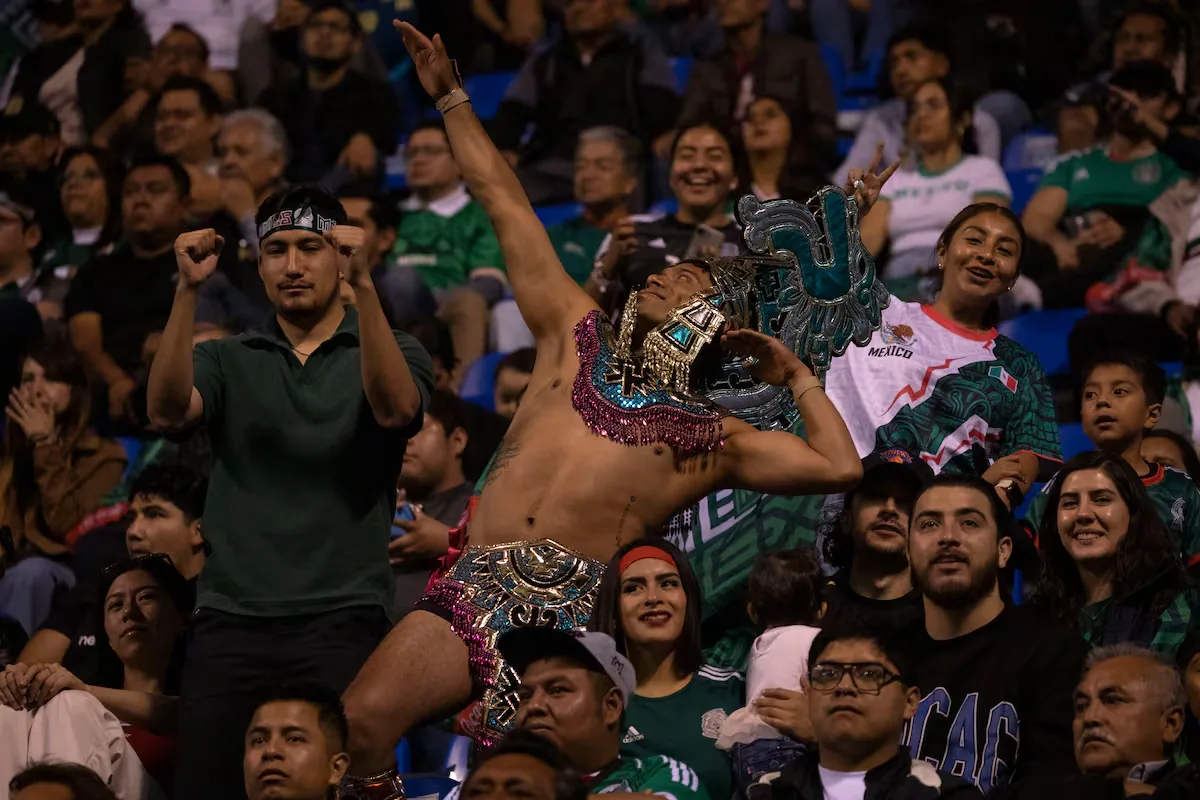 The price of the World Cup dream: what fans have had to do to see Mexico in a World Cup played at home