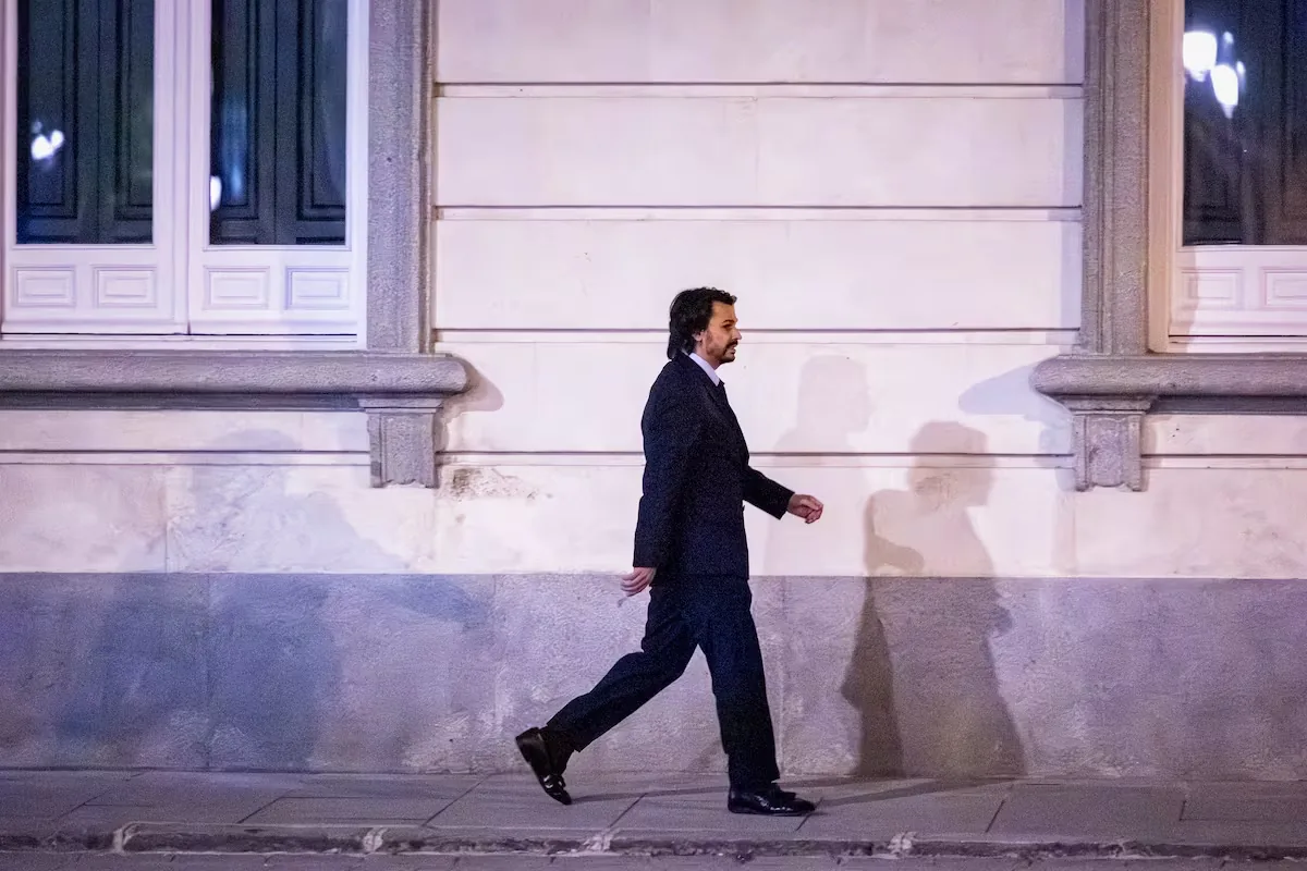 La UCO espera desde Navidades a que el juez la autorice a investigar a la pareja de Ayuso