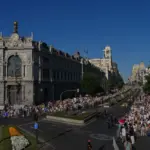 Visit of Pope Leo XIV, live | The Pope leaves the Nunciature to officiate mass in Cibeles