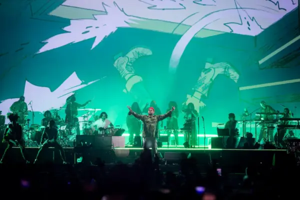 Gorillaz descabellan un Primavera Sound en el que bailó hasta el apuntador