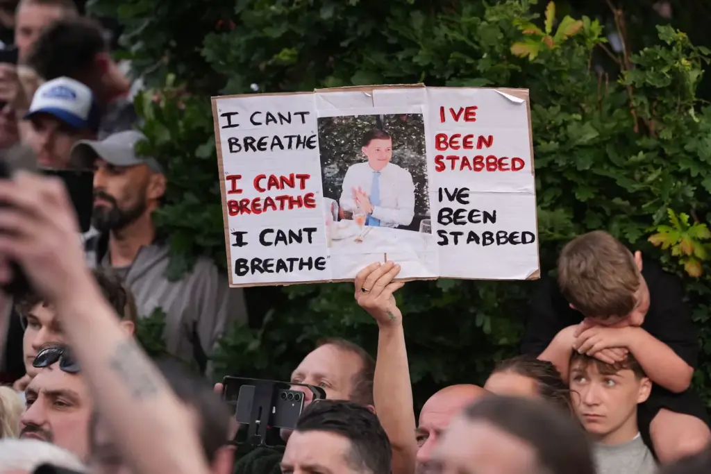 Starmer accuses Elon Musk of “stirring up division” in the UK with the stabbing murder of Henry Nowak