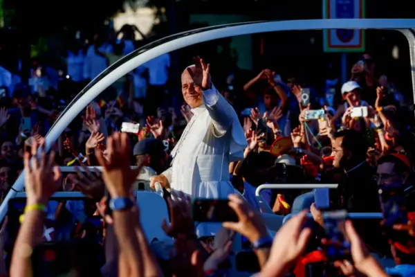 The Pope bursts into the Spanish political debate with a clear plea against polarization and the far-right