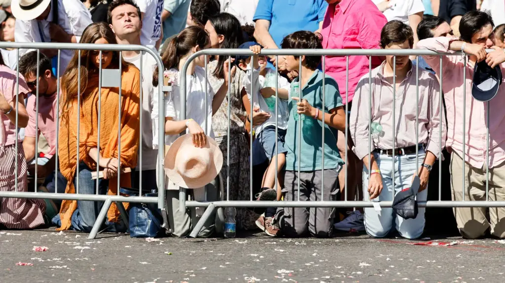 Heard during the Pope's mass in Cibeles: “Only beautiful people here”
