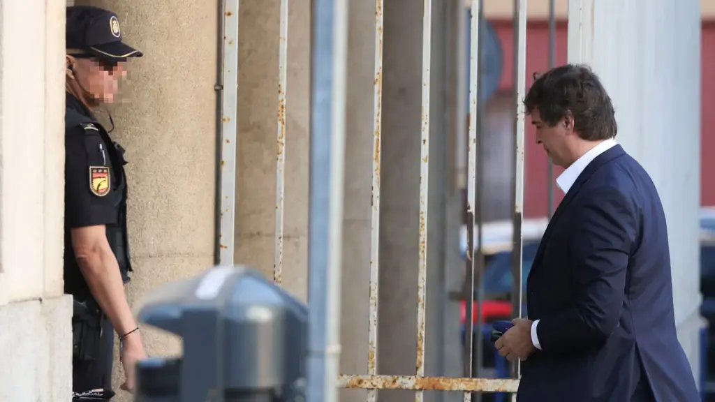 David Sánchez's defense to a key witness of the accusations: “Why didn't you file a complaint in 2017?”