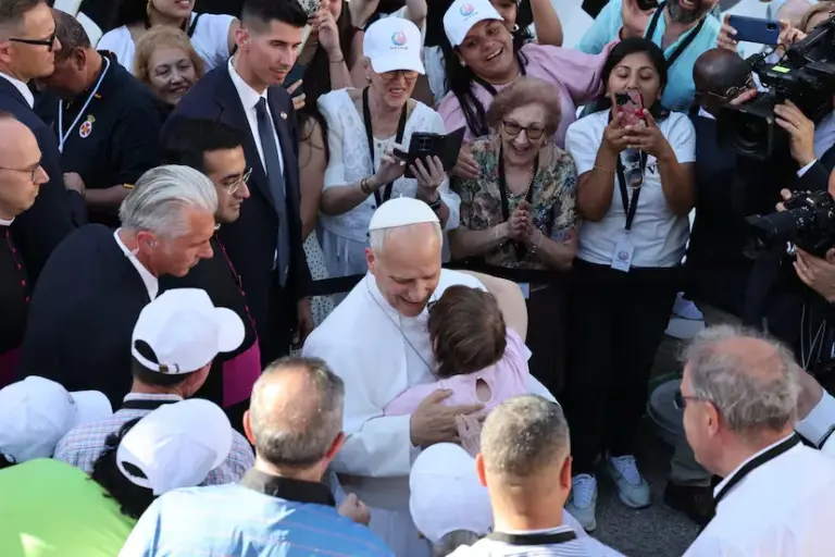 The Pope chooses a center for immigrants and homeless people for his first visit: “Whoever is in Madrid is from Madrid”
