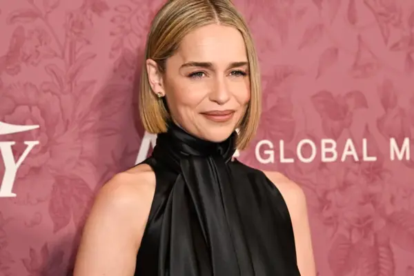 Emilia Clarke talks about the physical and mental aftermath of her brain hemorrhages: “For years I felt like I had cheated death”