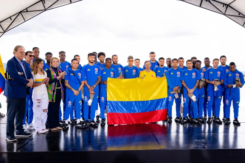 Antonella Petro, the youngest daughter of the president of Colombia, reaffirms her support for the National Team despite a snub from James Rodríguez