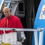 The Pope confesses, during his flight to Spain, that he is a Real Madrid fan
