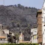 The fire affecting the Sierra de Espadán Natural Park in Castellón remains active on the sixth day since it started