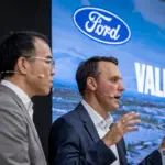 Geely pays 221 million for 34% of the joint venture with Ford in Almussafes
