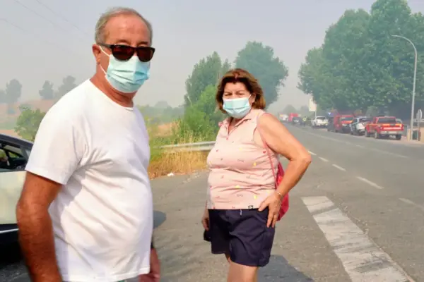 The Government urges people to stay indoors and wear masks outdoors due to smoke from fires in Madrid and Ávila
