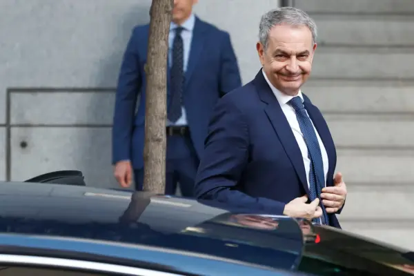 The ‘Aldama route’ makes its way in the ‘Zapatero case’: the businessmen dismantle the defense of the former president