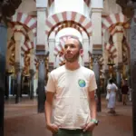 An end to a historical restriction: “There are guides in Córdoba who have retired without being able to teach the mosque-cathedral”: