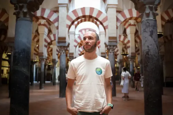 An end to a historical restriction: “There are guides in Córdoba who have retired without being able to teach the mosque-cathedral”: