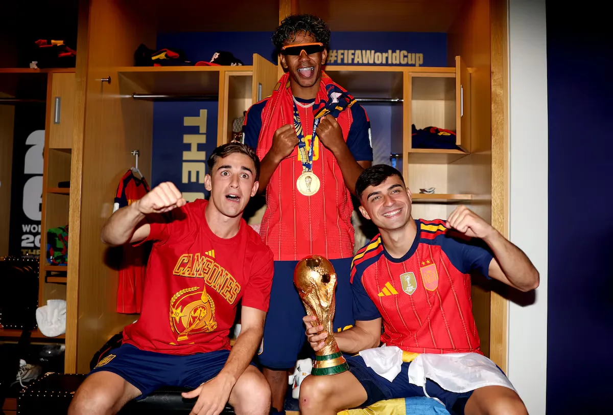 This is how it was experienced in the Spain locker room after the World Cup victory: "We danced Argentina"