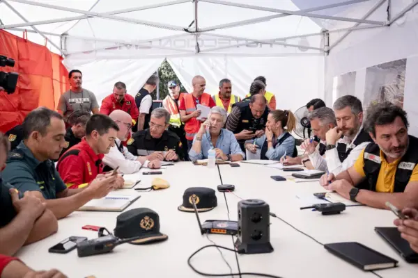 Sánchez and Marlaska emphasize “solidarity”, while Puente accuses the PP of wanting them to “solve the problem” of the fires