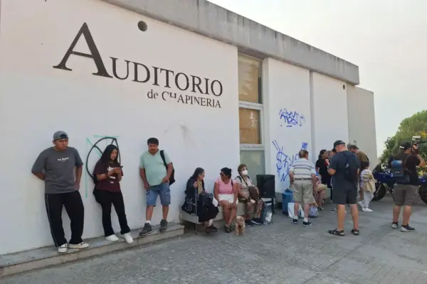 A neighbor from Chapinería (Madrid) who had to flee the fire: “It's all full of smoke and embers”