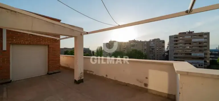 Amador puts up for sale for 3.3 million euros the two apartments in Chamberí that he has shared with Ayuso