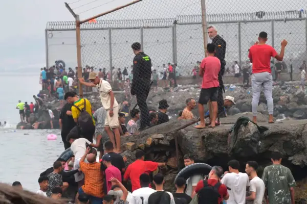 Latest news on immigrant entry to Ceuta, live | More than 40,000 immigrants have entered Ceuta irregularly, according to initial estimates